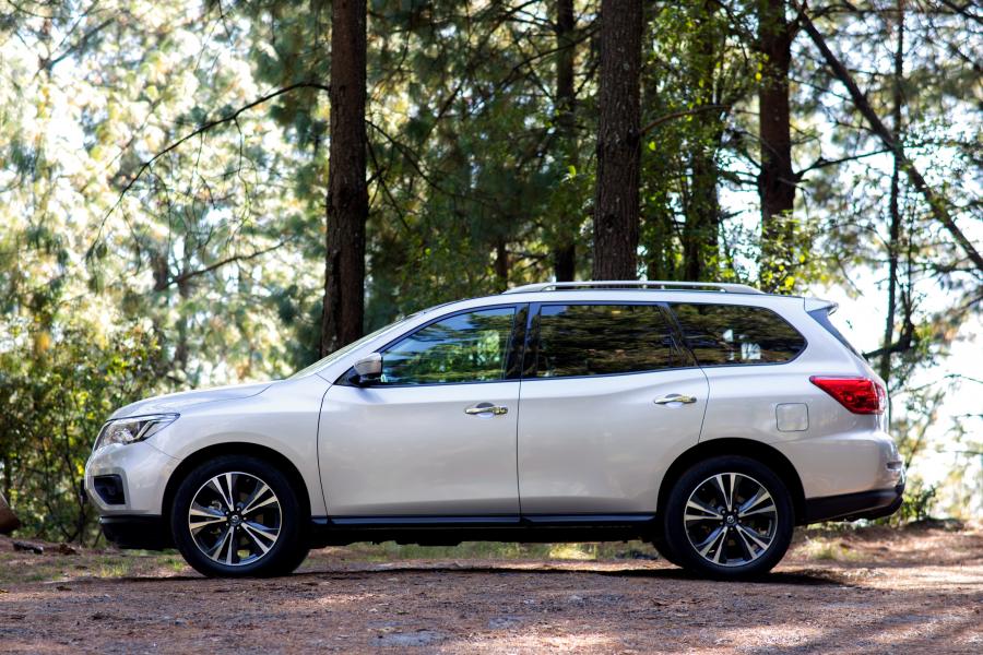  Nissan Pathfinder 2017 года  (LA) (фото 32 из 32)